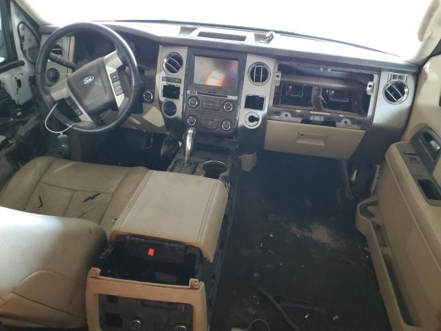 Parquets FORD EXPEDITION 2017 Biały