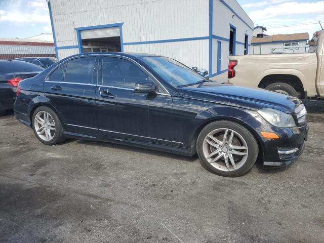  MERCEDES-BENZ C-CLASS 2013 Czarny