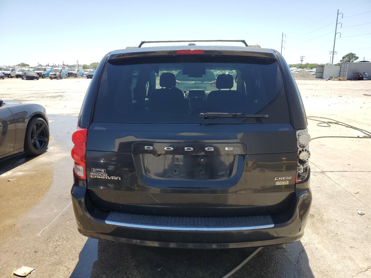 2011 Dodge Grand Caravan Crew VIN: 2D4RN5DG1BR699941 Lot: 51280905