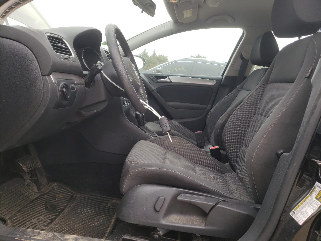 2011 Volkswagen Golf VIN: WVWDB7AJ5BW141304 Lot: 53552355