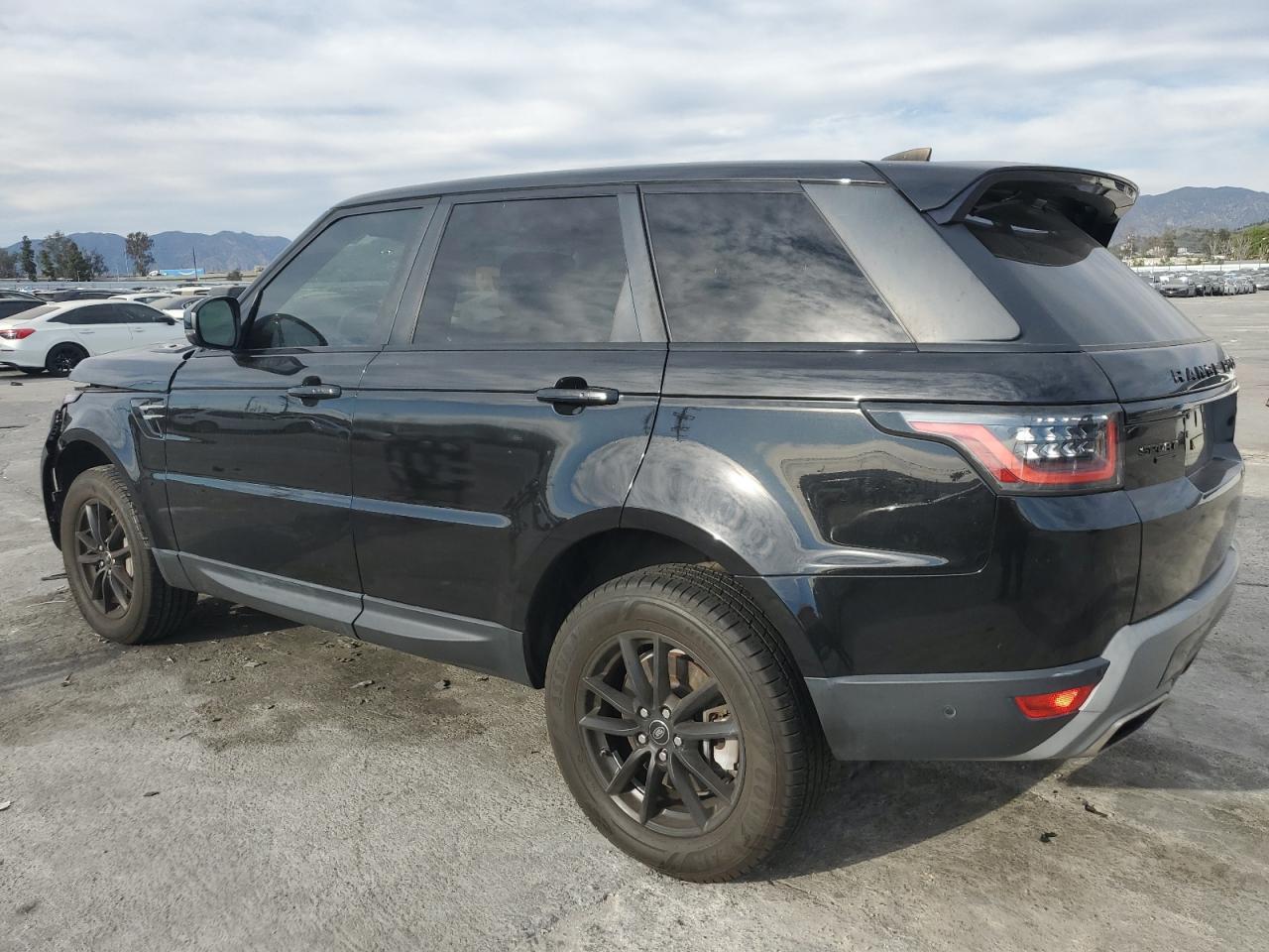 2018 Land Rover Range Rover - Image 2