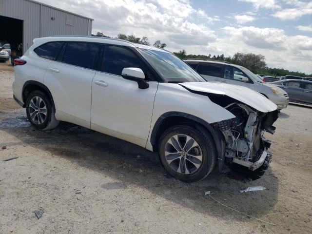  TOYOTA HIGHLANDER 2021 Белы