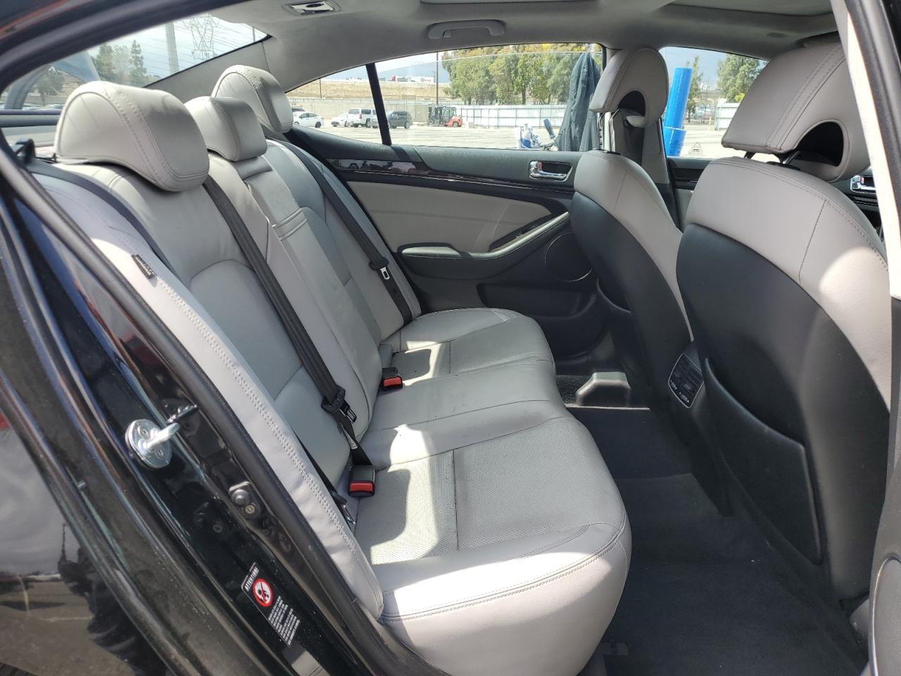 2016 Kia Cadenza Luxury VIN: KNALN4D74G5208602 Lot: 54216545