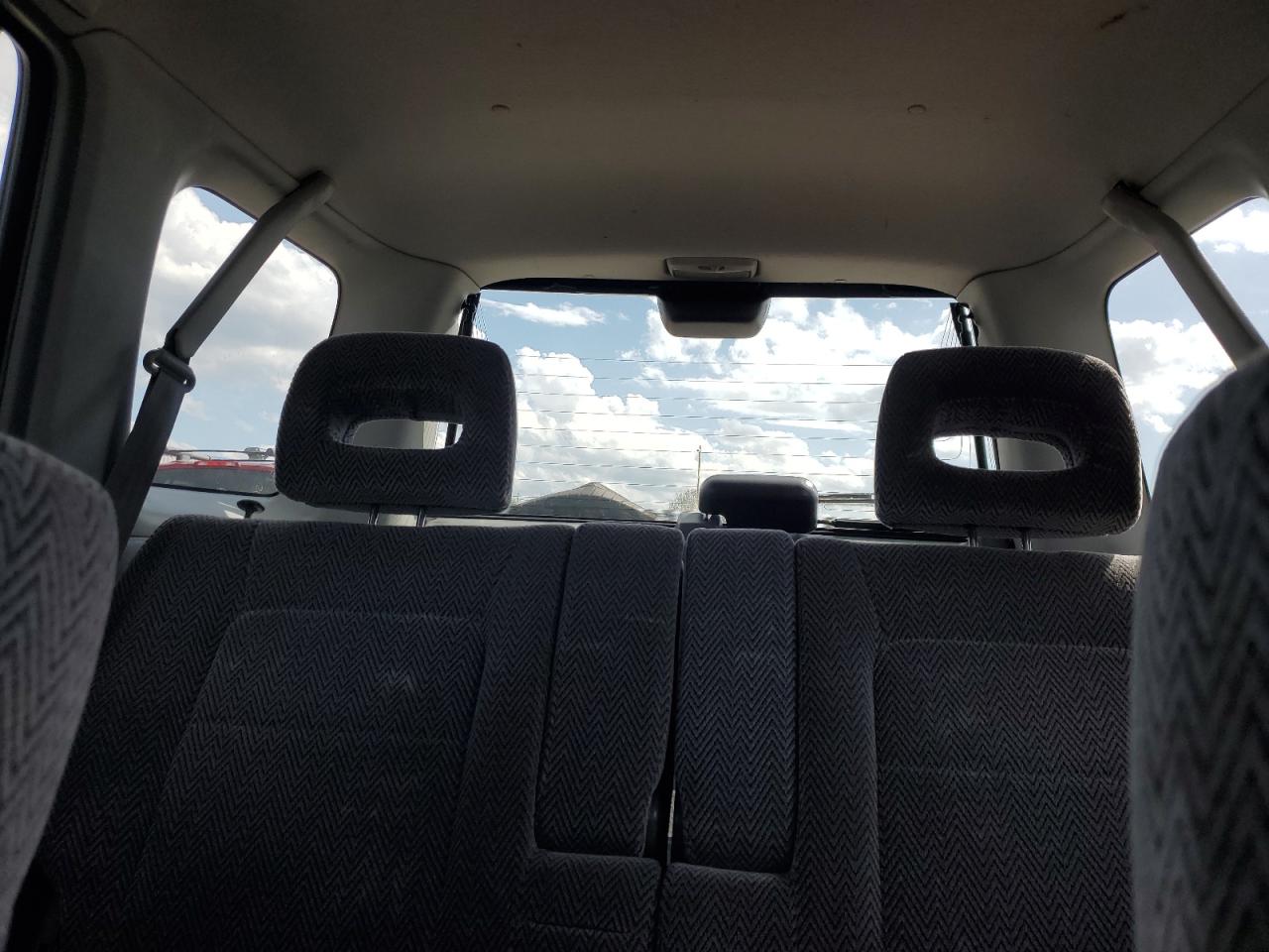 1998 Honda Cr-V Lx VIN: JHLRD2847WC005138 Lot: 51837865