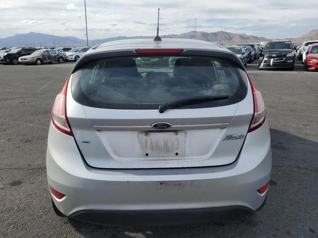  FORD FIESTA 2015 Silver