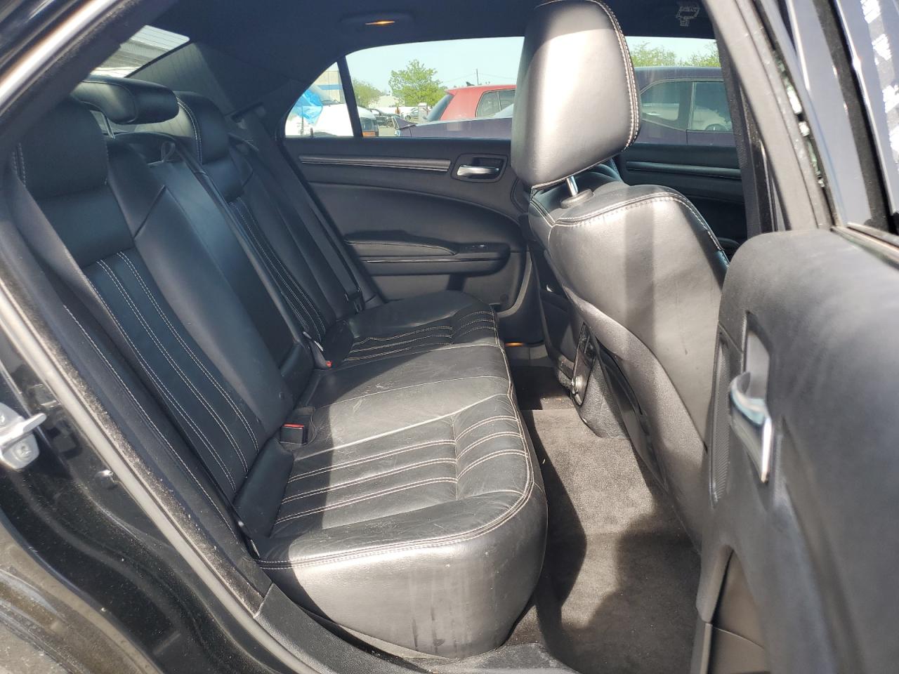 2014 Chrysler 300 S VIN: 2C3CCABG2EH365453 Lot: 54159555