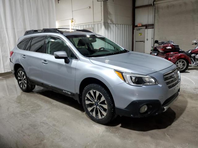  SUBARU OUTBACK 2015 Srebrny