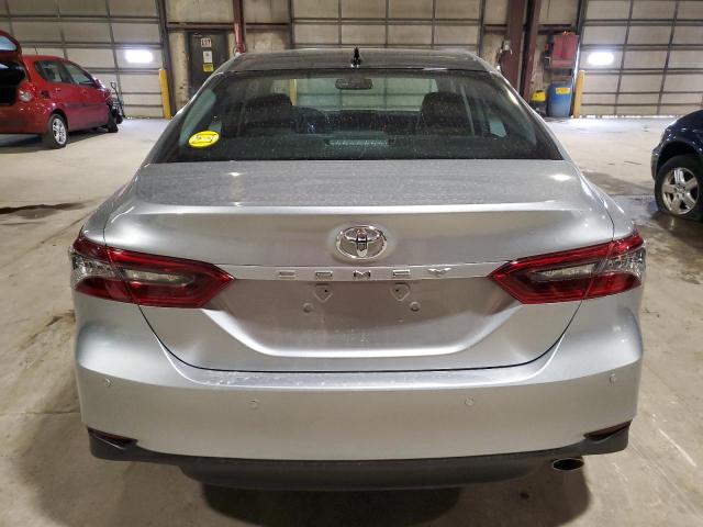  TOYOTA CAMRY 2023 Серебристый