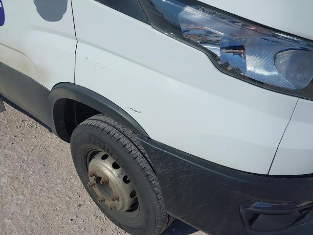 2021 IVEC DAILY 70C1