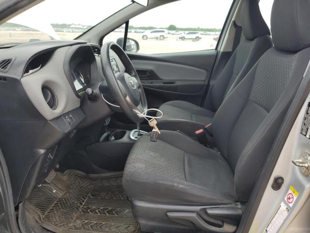  TOYOTA YARIS 2017 Srebrny