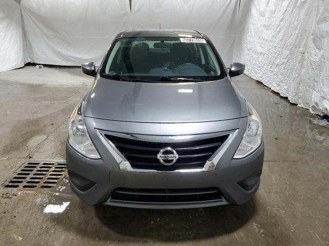  NISSAN VERSA 2019 Szary