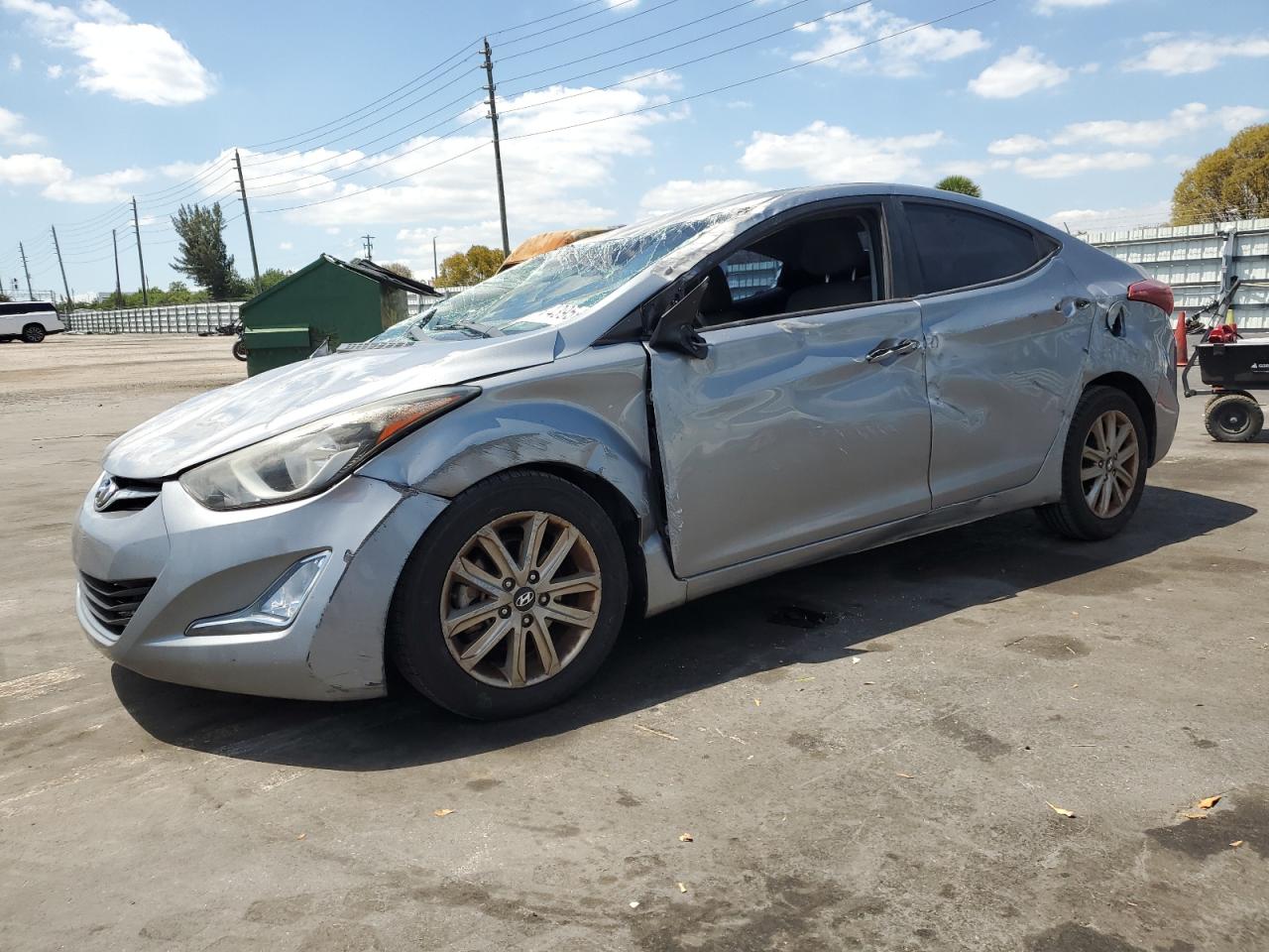 2015 Hyundai Elantra Se zu verkaufen in Miami, FL - Rollover