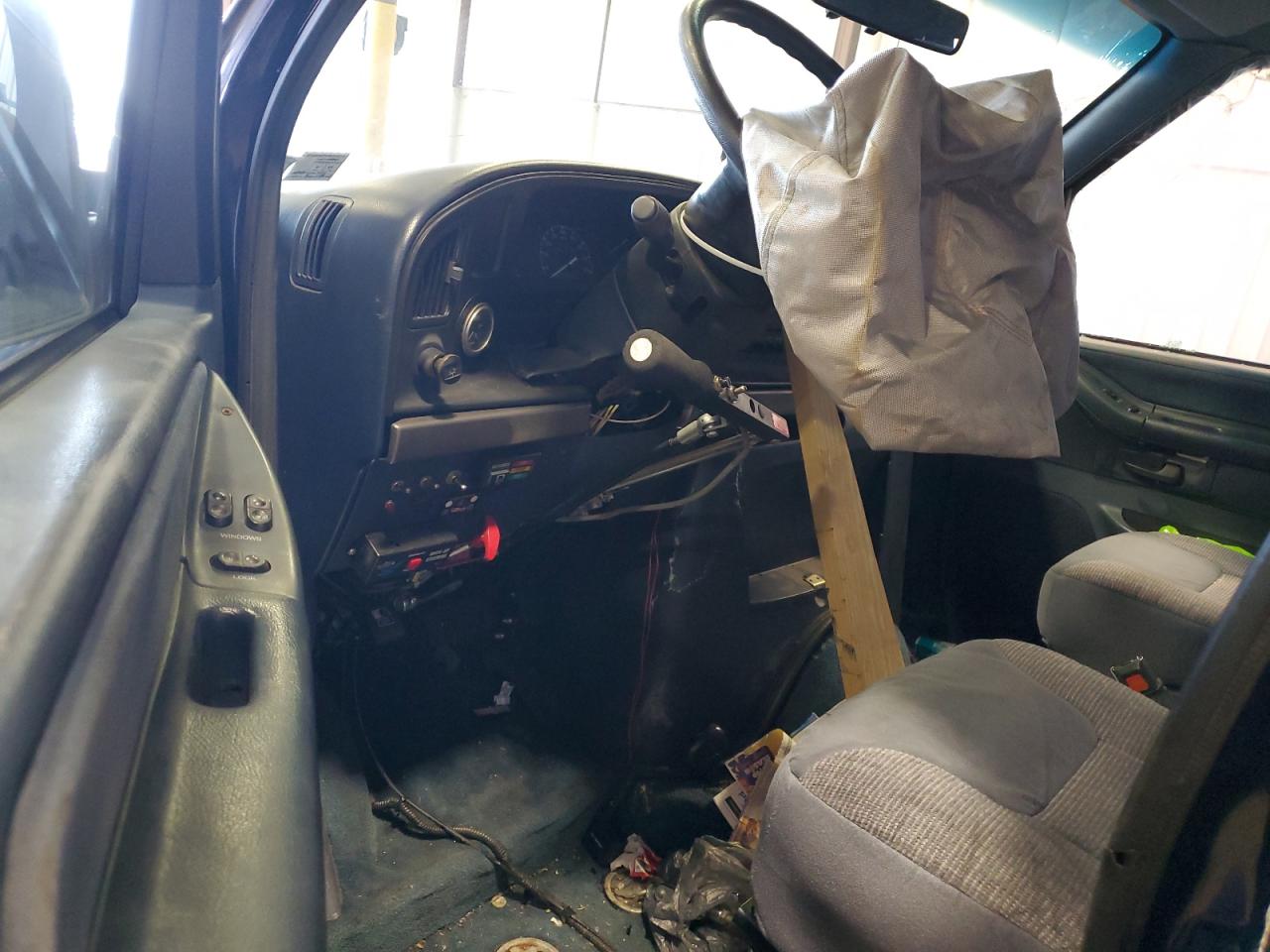 1992 Ford Econoline E150 Van VIN: 1FTEE14H9NHB45849 Lot: 52541165