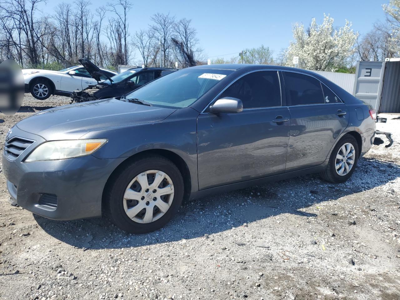 Baltimore, MD에서 판매 중인 2011 Toyota Camry Base - Minor Dent/Scratches