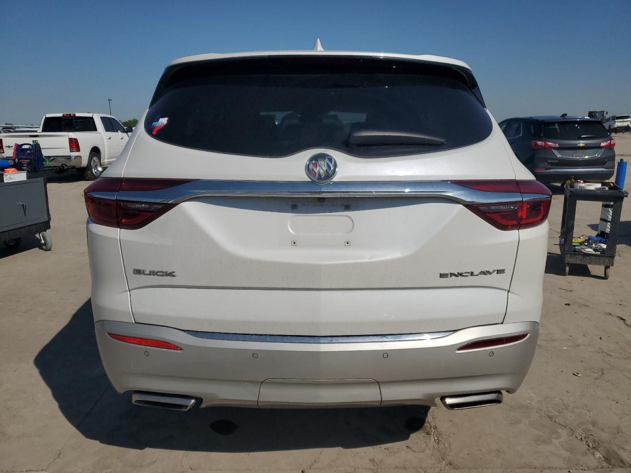 2018 Buick Enclave Essence VIN: 5GAERBKW6JJ148739 Lot: 52040855