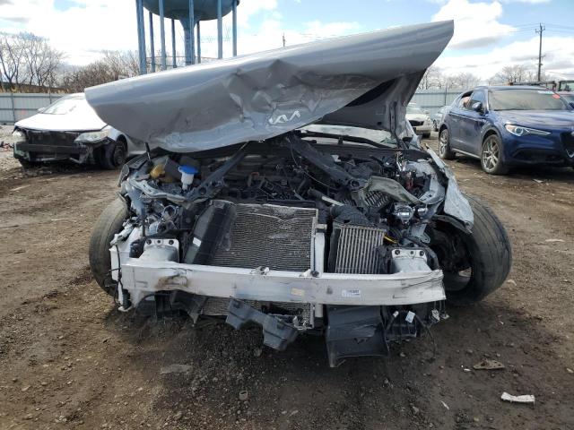  KIA K5 2023 Серый