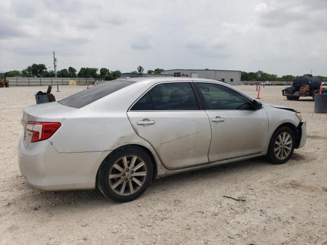  TOYOTA CAMRY 2014 Srebrny