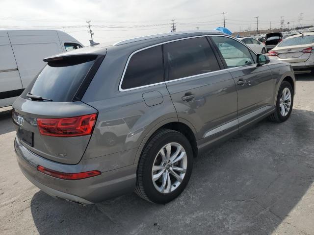  AUDI Q7 2017 Серый