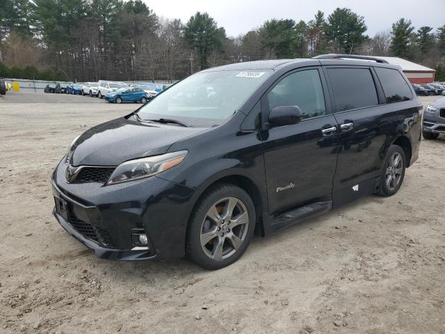  TOYOTA SIENNA 2018 Czarny
