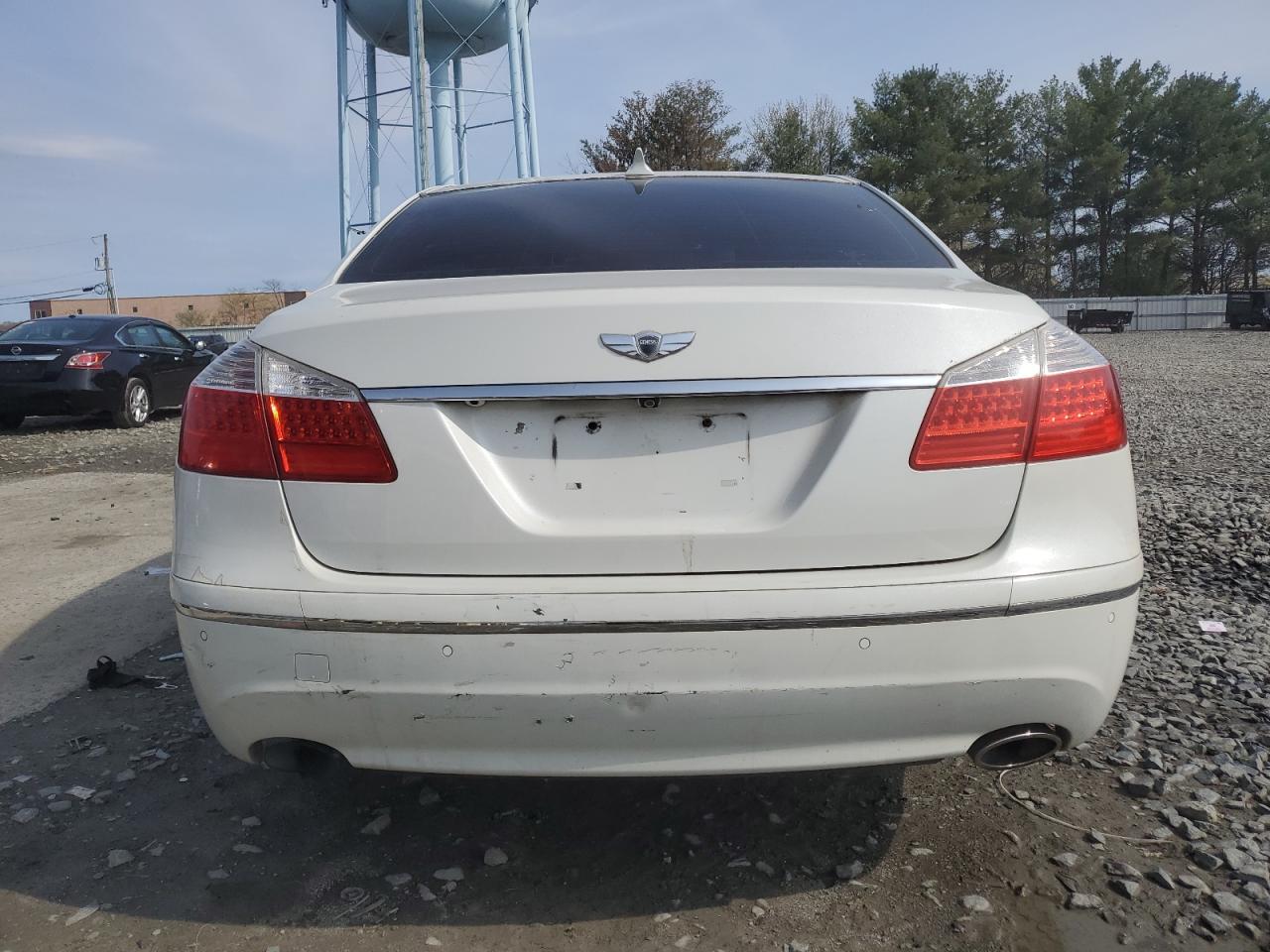 2009 Hyundai Genesis 3.8L VIN: KMHGC46E89U033944 Lot: 53126535