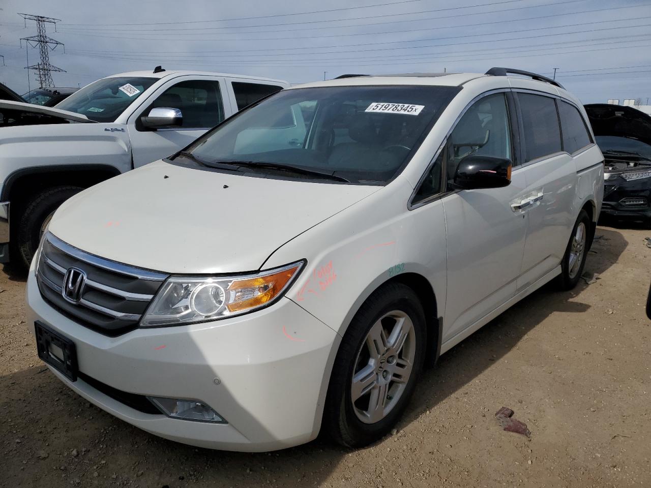 2013 Honda Odyssey Touring на продаже в Elgin, IL - Side