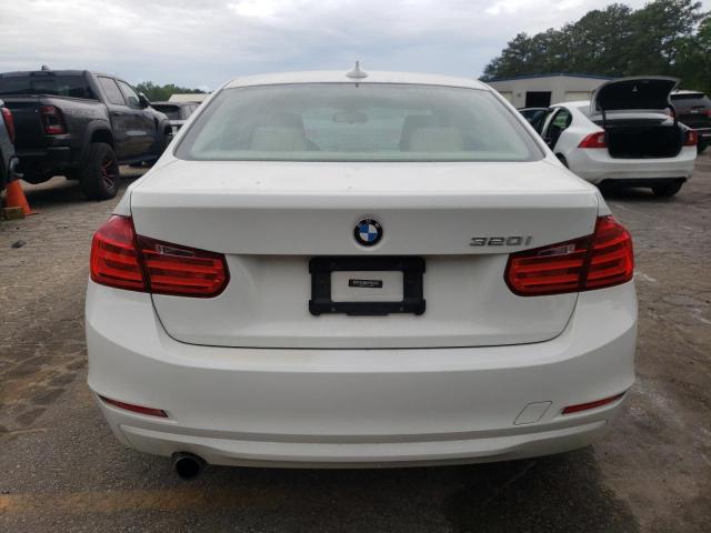  BMW 3 SERIES 2015 Белы