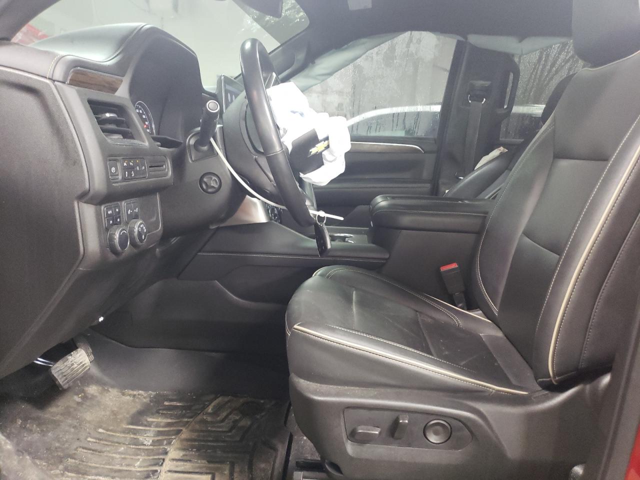 2021 Chevrolet Suburban K1500 Premier VIN: 1GNSKFKD2MR288263 Lot: 51673415