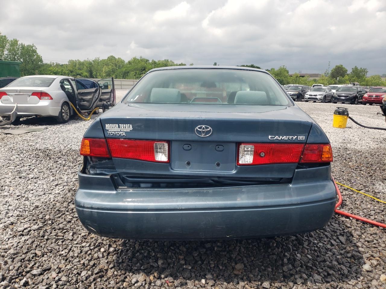 2000 Toyota Camry Ce VIN: 4T1BG22K4YU982923 Lot: 53047645