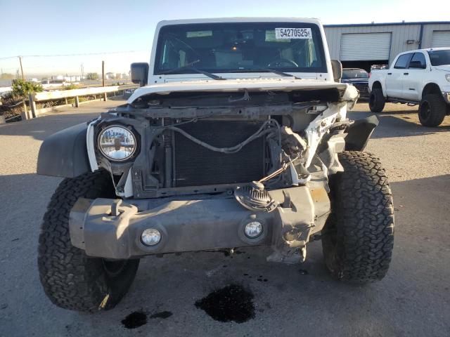 Parquets JEEP WRANGLER 2013 Biały