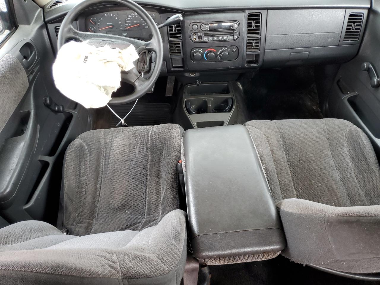 2004 Dodge Dakota Quad Sport VIN: 1D7HL38KX4S685089 Lot: 54729285