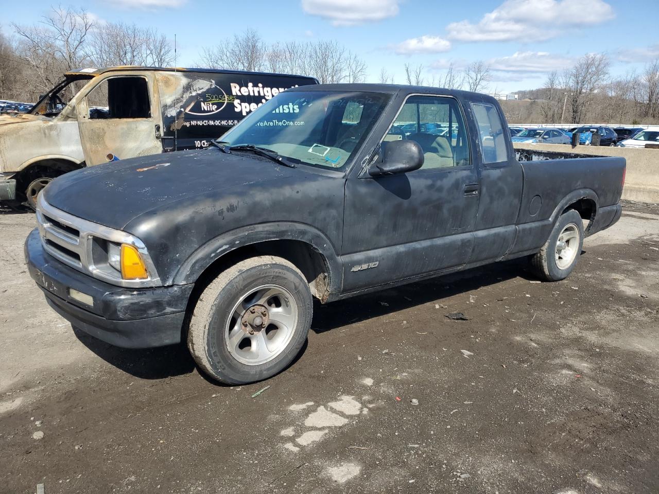 1996 CHEVROLET S10
