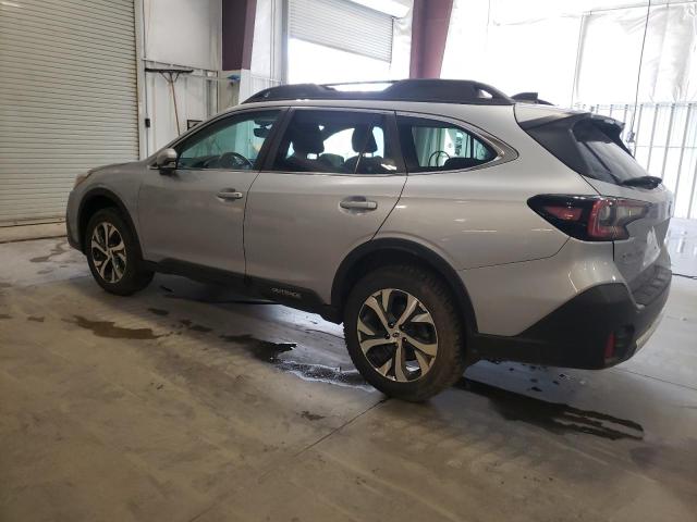  SUBARU OUTBACK 2022 Серебристый