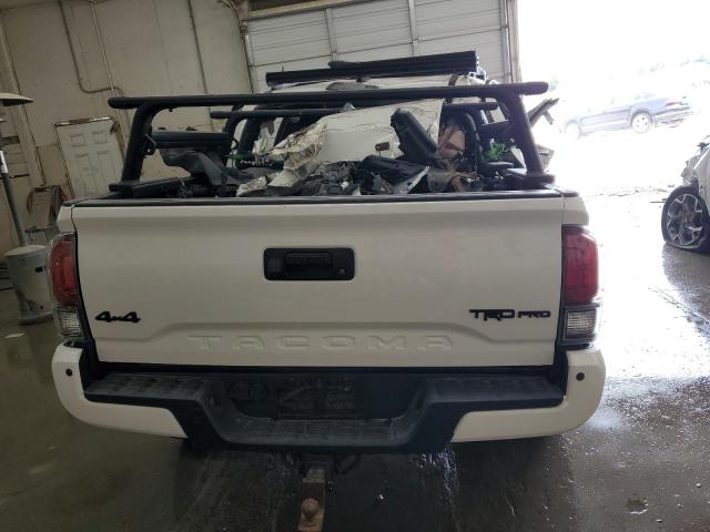  TOYOTA TACOMA 2017 Biały