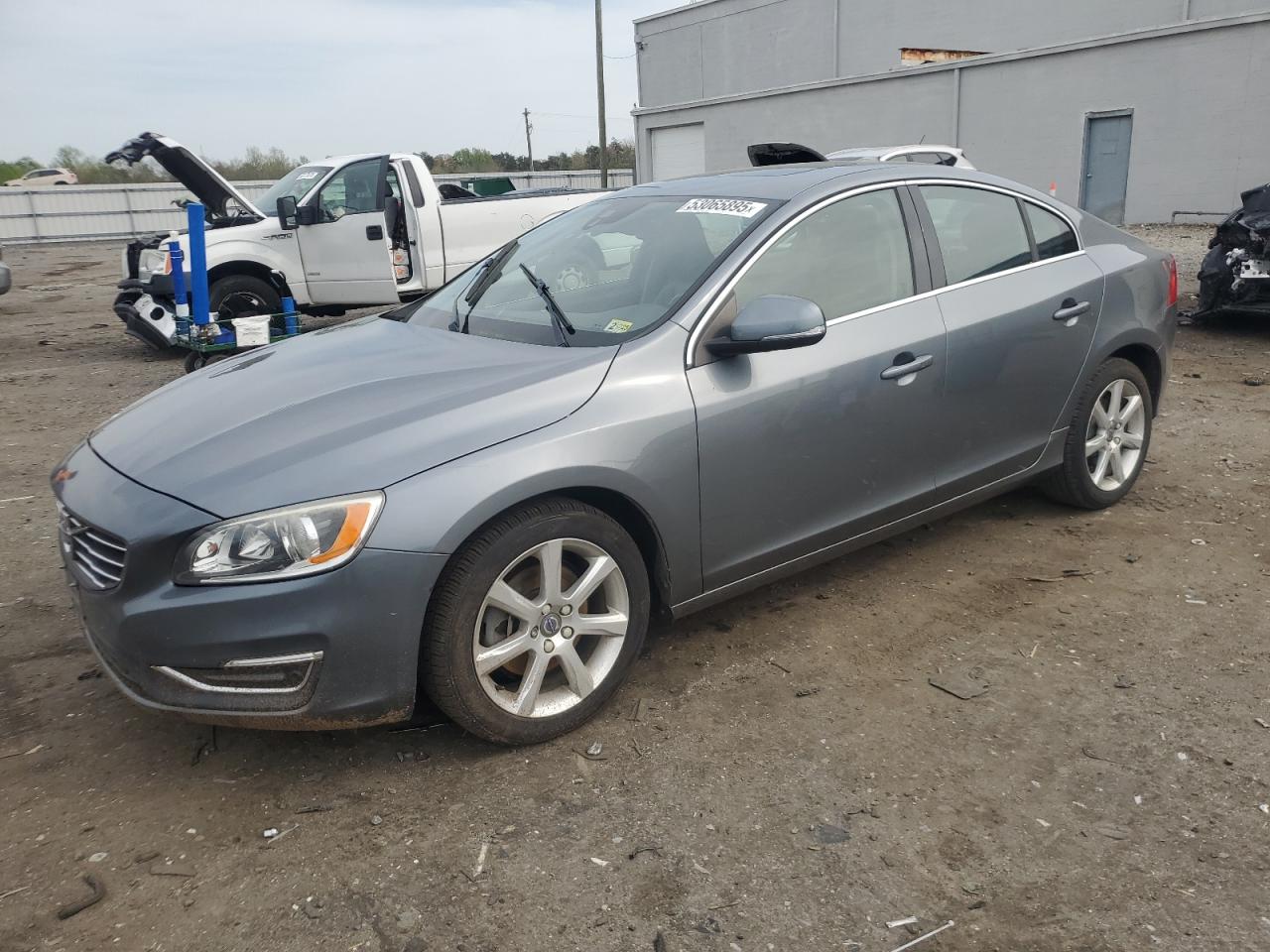 2016 Volvo S60 Premier for Sale in Fredericksburg, VA - Minor Dent/Scratches