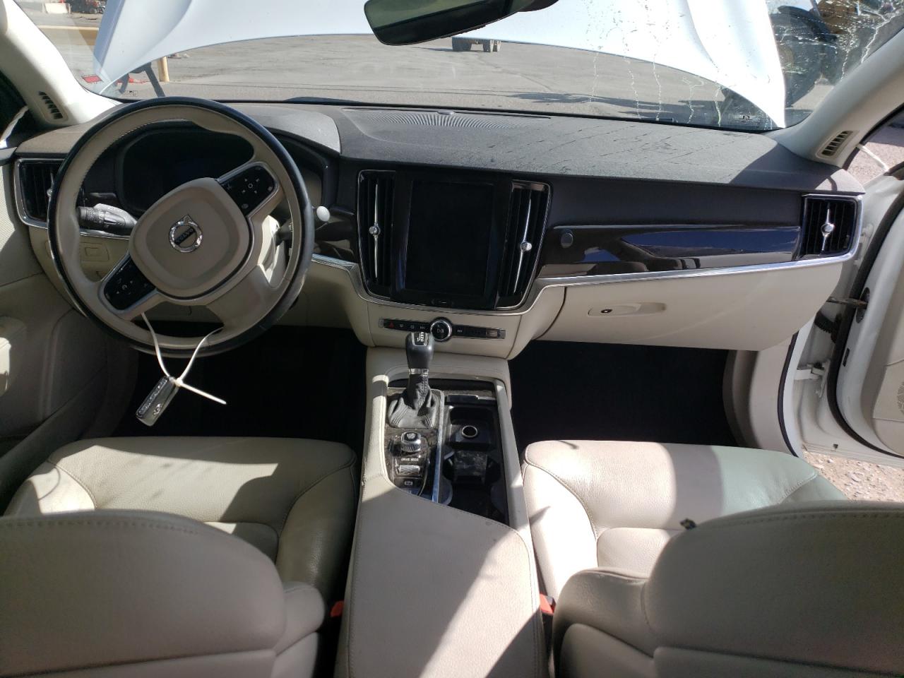 2018 Volvo S90 T6 Momentum VIN: LVY992MK6JP038094 Lot: 55445205