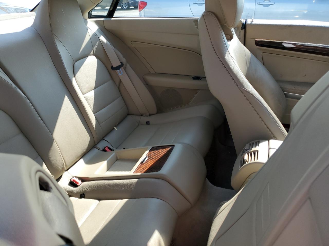 2011 Mercedes-Benz E 350 VIN: WDDKJ5GB0BF085745 Lot: 55056135