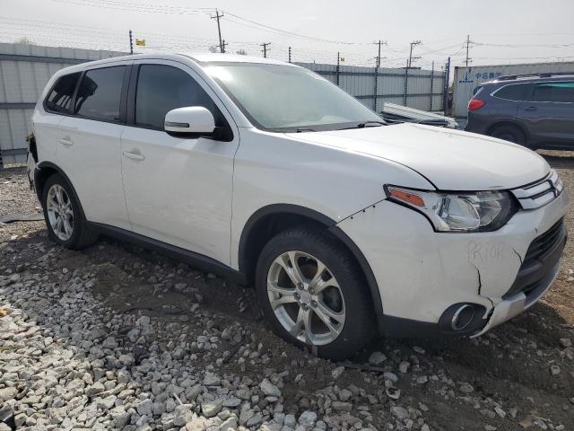  MITSUBISHI OUTLANDER 2015 Biały
