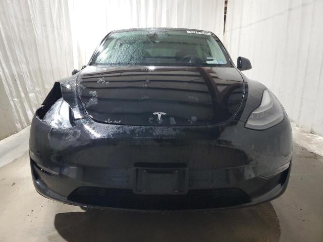  TESLA MODEL Y 2022 Черный