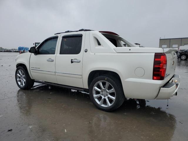  CHEVROLET AVALANCHE 2013 Cream