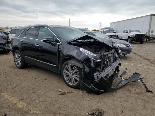  CADILLAC XT5 2024 Чорний