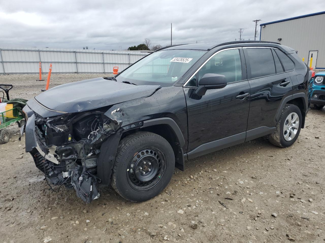 Appleton, WI에서 판매 중인 2021 Toyota Rav4 Le - Front End