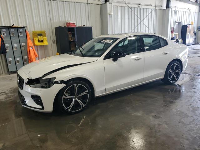 2024 Volvo S60 Plus 2.0L