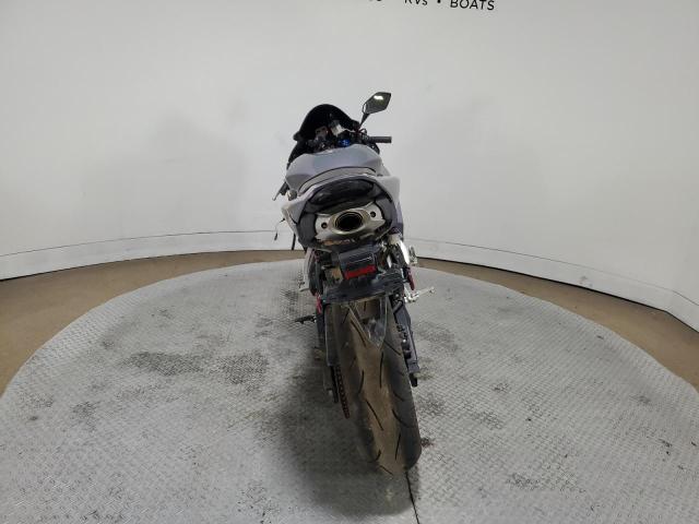 2025 HONDA CBR600 RR