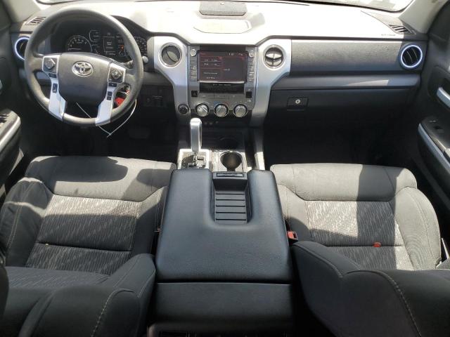  TOYOTA TUNDRA 2021 Серебристый