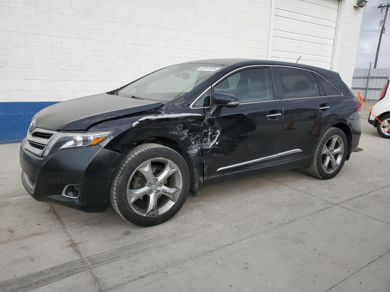 2013 Toyota Venza Le للبيع في Farr West، UT - Side