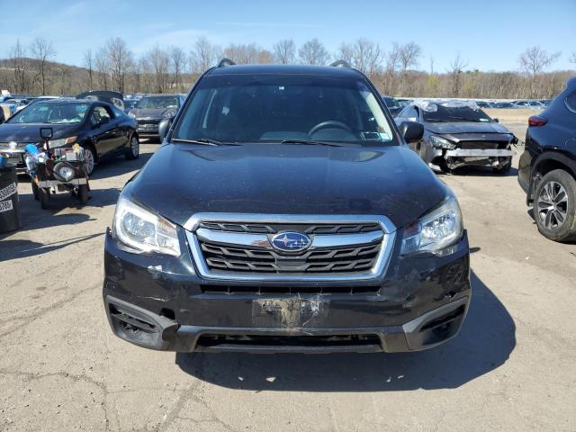  SUBARU FORESTER 2017 Черный