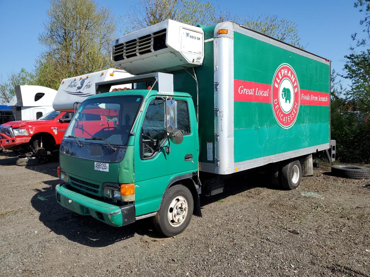 Woodburn, OR에서 판매 중인 2001 Isuzu Npr - Minor Dent/Scratches