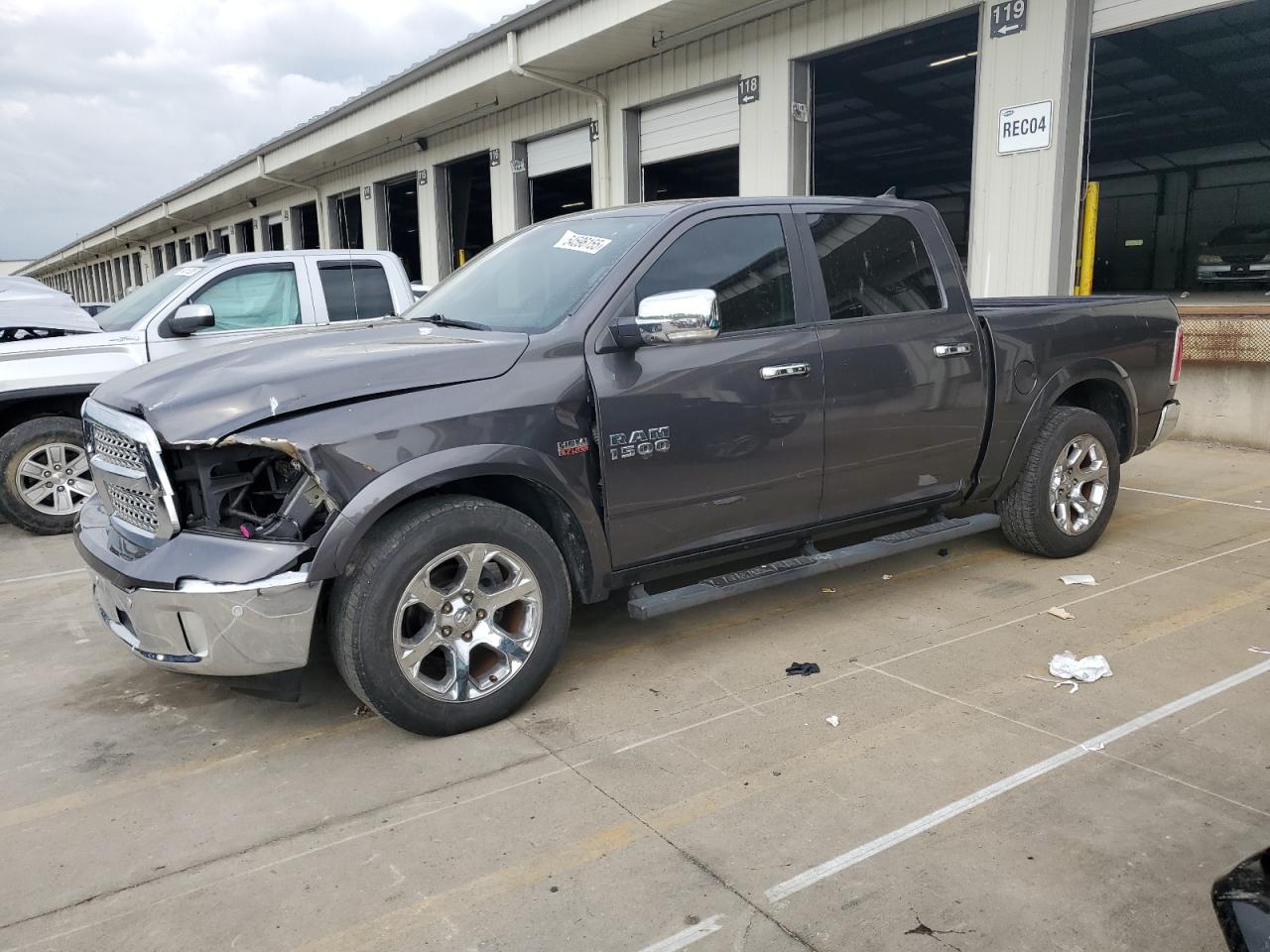 2014 Ram 1500 Laramie zu verkaufen in Louisville, KY - Front End