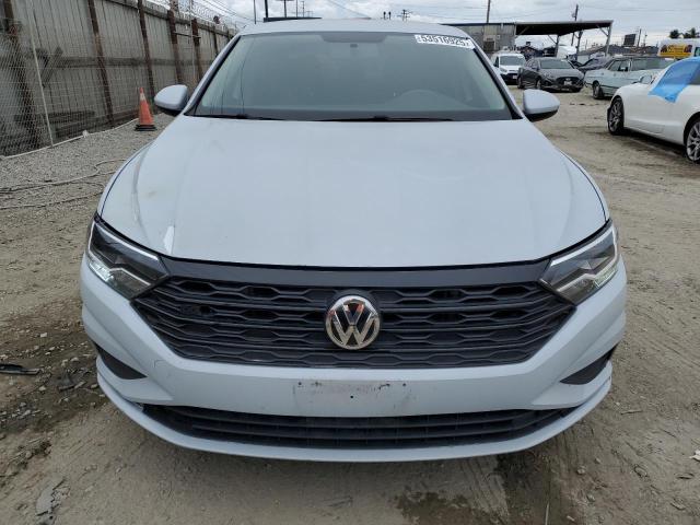  VOLKSWAGEN JETTA 2019 Srebrny