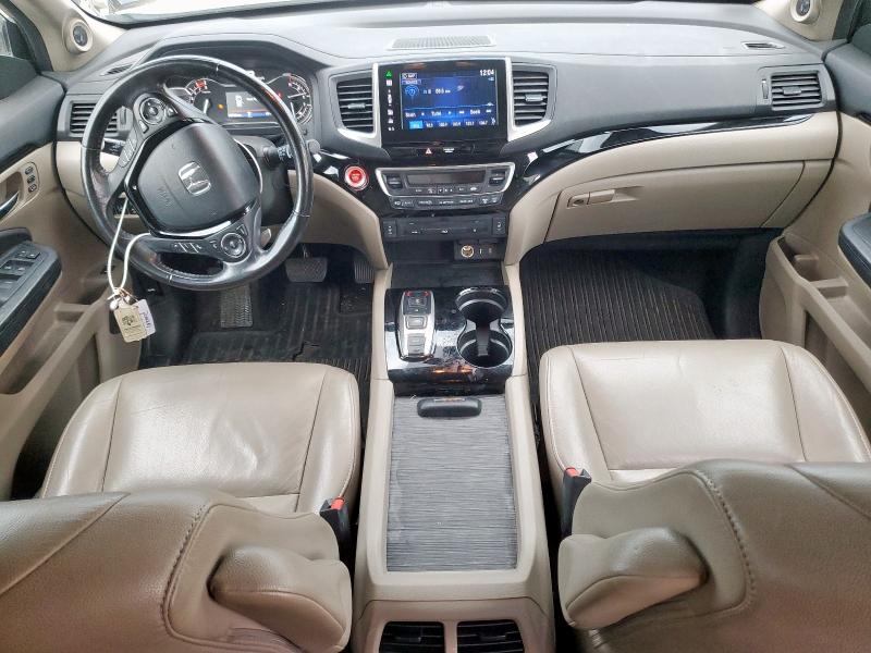  HONDA PILOT 2016 Белы